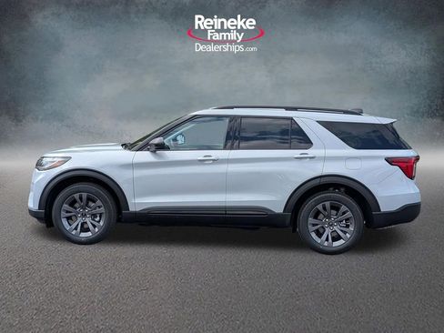 New 2026 Ford Explorer Active AWD/4WD image 9