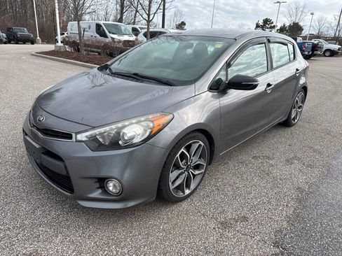 Used 2016 Kia Forte SX image 3