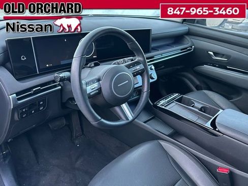 Used 2025 Hyundai Tucson Limited image 15