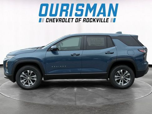 New 2026 Chevrolet Equinox LT w/ Convenience Package II AWD/4WD image 3