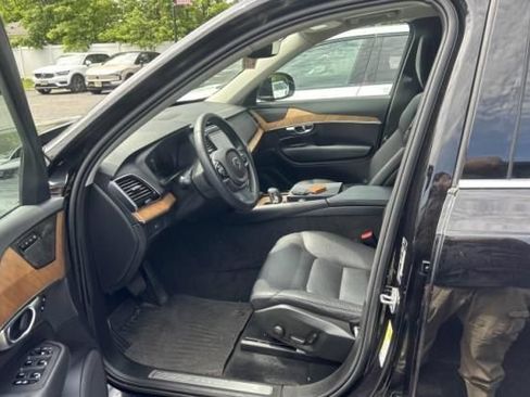 Used 2023 Volvo XC90 B6 Plus w/ Protection Package Premier AWD/4WD image 5