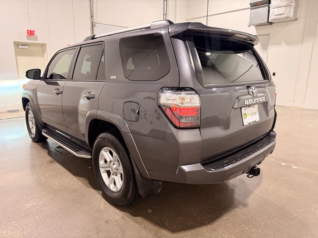 Used 2022 Toyota 4Runner SR5 Premium w/ Moonroof Package RWD image 7