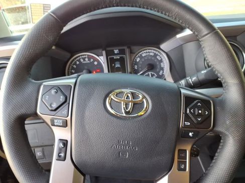 Used 2023 Toyota Tacoma SR5 w/ Technology Package image 21