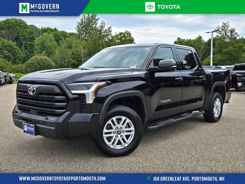 Used 2023 Toyota Tundra SR5 w/ SR5 Premium Package AWD/4WD image 1