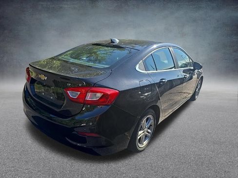 Used 2016 Chevrolet Cruze LT w/ Sun And Sound Package FWD image 10