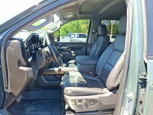 Used 2025 Chevrolet Silverado 2500 LT w/ All Star Edition image 10