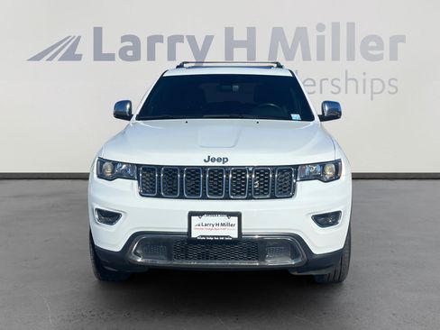 Used 2022 Jeep Grand Cherokee Limited image 8