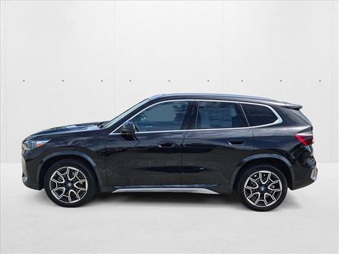Used 2025 BMW X1 xDrive28i w/ Technology Package image 8