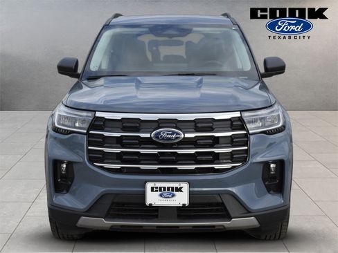 New 2026 Ford Explorer Active w/ Active Comfort Package RWD image 2