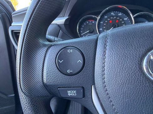 Used 2015 Toyota Corolla L FWD image 17