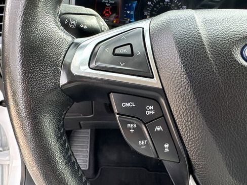 Used 2022 Ford Edge SEL w/ Sport Appearance Package AWD/4WD image 20