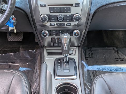 Used 2012 Ford Fusion SEL FWD image 19