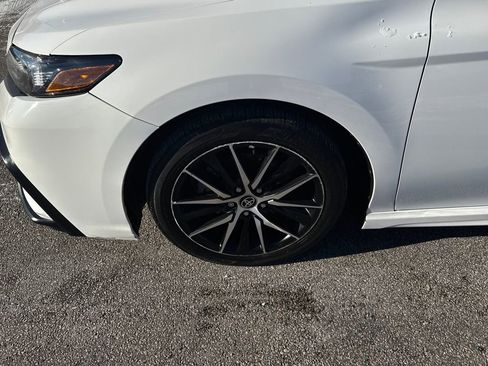 Used 2023 Toyota Camry SE image 38