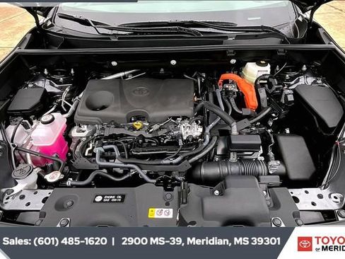 New 2025 Toyota RAV4 LE image 10