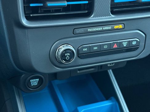New 2026 Ford Maverick XLT w/ XLT Luxury Package FWD image 18