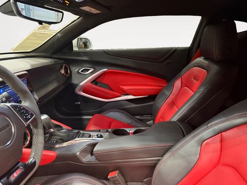 Used 2023 Chevrolet Camaro SS image 10