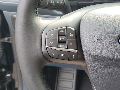 New 2025 Ford Maverick Lariat w/ Black Appearance Package image 13