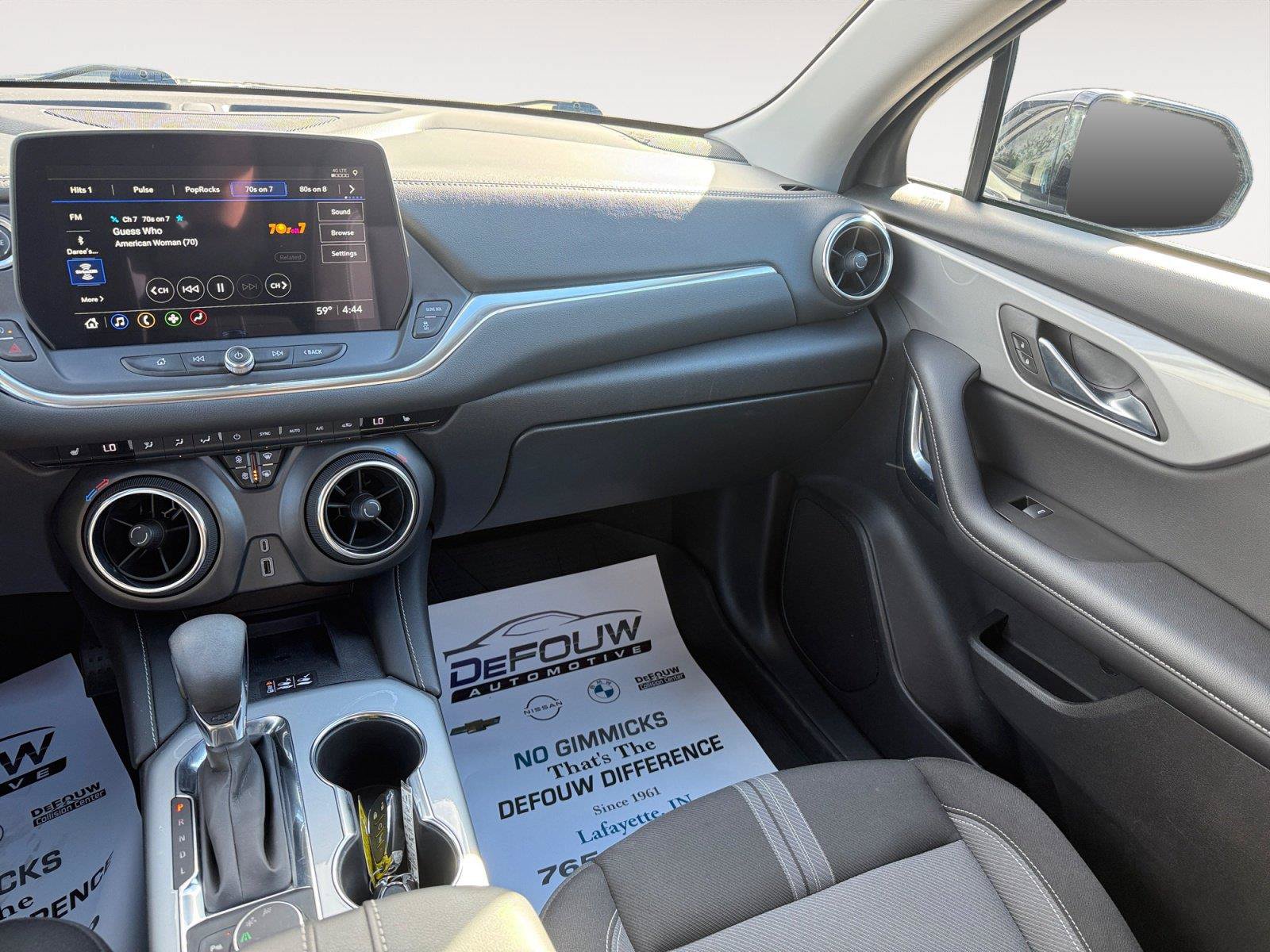 Used 2024 Chevrolet Blazer LT w/ Convenience Package FWD image 12