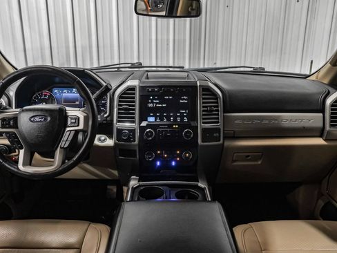 Used 2017 Ford F350 Lariat w/ Lariat Ultimate Package AWD/4WD image 13