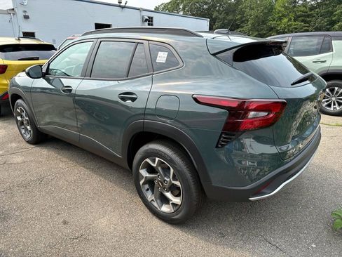 New 2025 Chevrolet Trax LT w/ Driver Confidence Package image 2