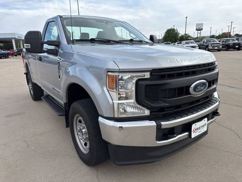 Used 2022 Ford F350 XL w/ Power Equipment Group AWD/4WD image 9