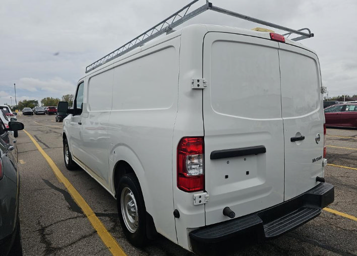 Used 2021 Nissan NV 1500 S RWD image 3