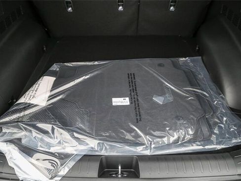 New 2025 Kia EV6 Wind image 23