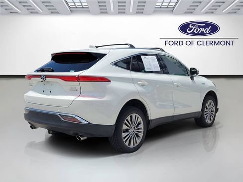 Used 2021 Toyota Venza XLE AWD/4WD image 4