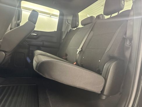 Used 2026 Chevrolet Silverado 1500 Custom w/ LPO, Dark Essentials Package RWD image 14