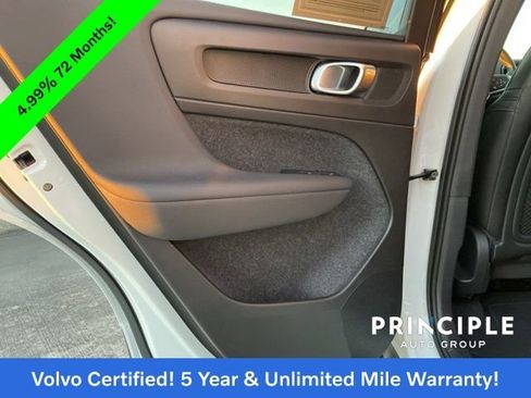 Certified 2025 Volvo XC40 B5 Core image 29