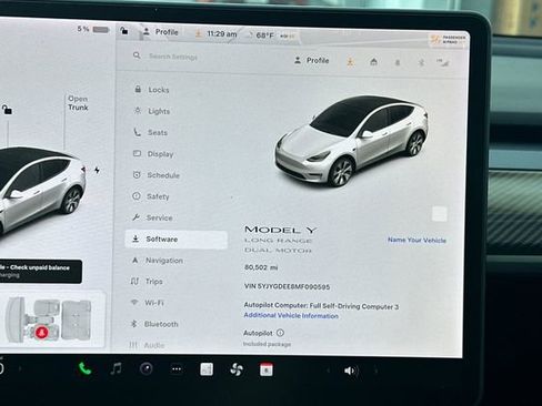 Used 2021 Tesla Model Y Long Range image 32