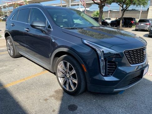 Used 2019 Cadillac XT4 Premium Luxury w/ Driver Assist Package FWD image 6
