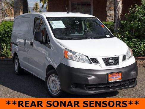 Used 2018 Nissan NV200 S w/ Cruise Control Package image 2