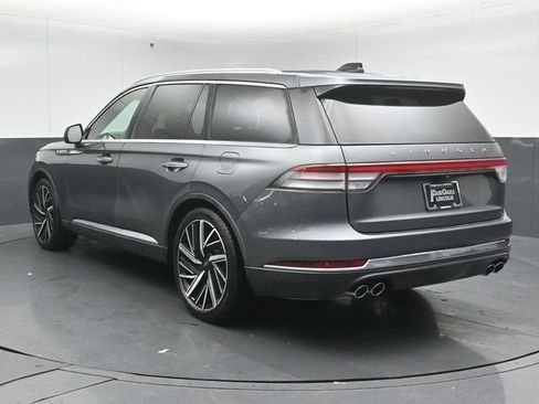 Used 2025 Lincoln Aviator Reserve w/ Equipment Group 201A image 6