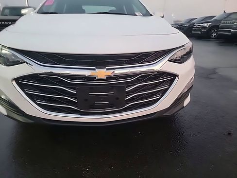 Used 2023 Chevrolet Malibu LT image 16