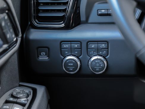 New 2026 GMC Sierra 1500 AT4 w/ AT4 Premium Package image 22