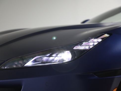 Certified 2023 Ferrari Portofino M RWD image 38