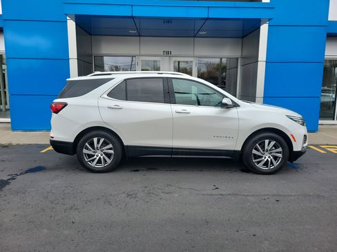 Used 2022 Chevrolet Equinox Premier image 40