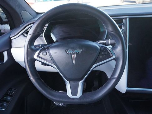 Used 2018 Tesla Model X 100D image 43