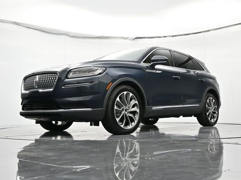 Used 2023 Lincoln Nautilus Reserve image 37