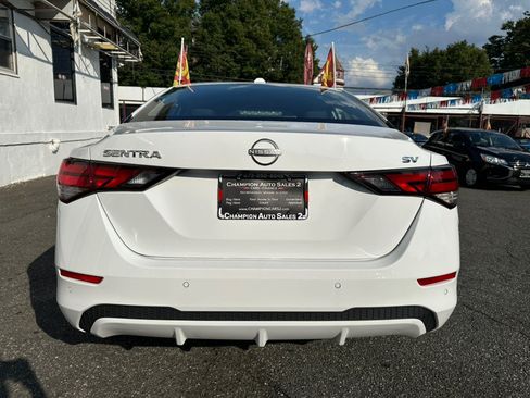 Used 2024 Nissan Sentra SV FWD image 6