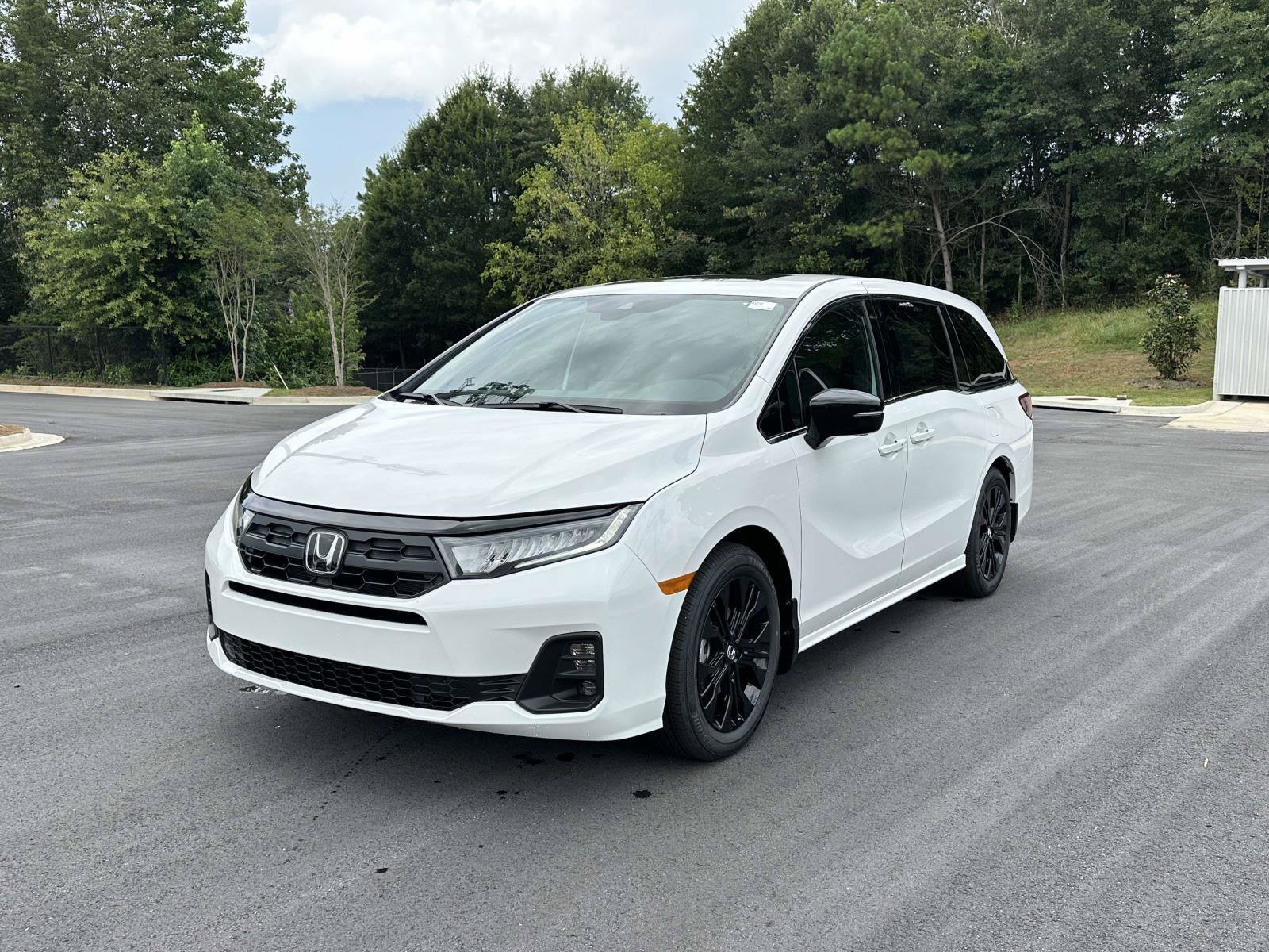 New 2026 Honda Odyssey Sport-L image 3