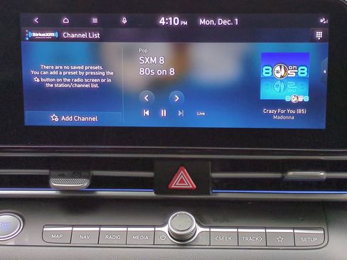 Certified 2024 Hyundai Elantra SEL image 16