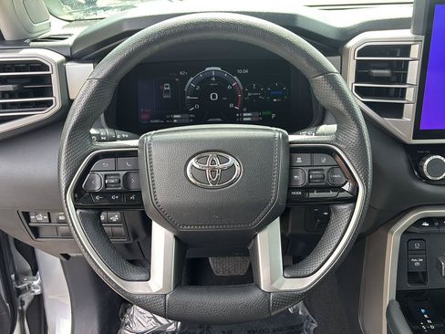 Used 2022 Toyota Tundra Limited AWD/4WD image 29