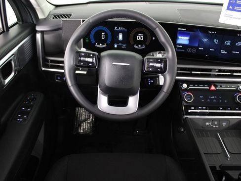 Certified 2026 Hyundai Santa Fe SE FWD image 8