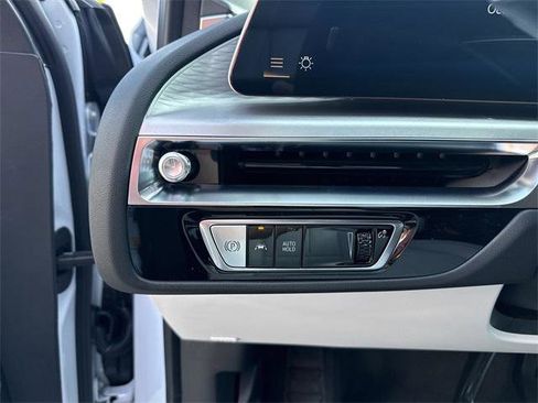 New 2026 Cadillac Lyriq Premium Luxury image 13