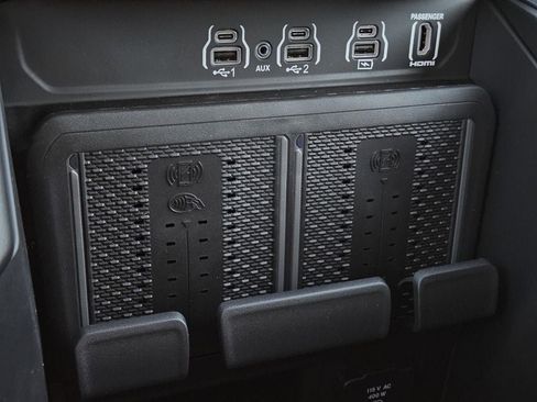 New 2025 RAM 1500 Laramie image 13