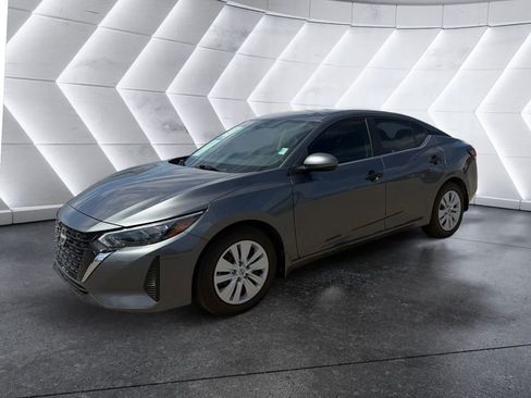 Used 2025 Nissan Sentra S FWD image 3