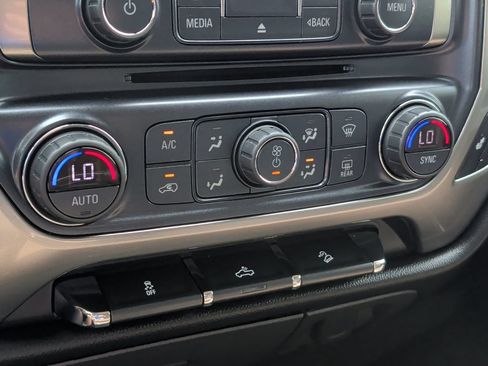 Used 2018 Chevrolet Silverado 1500 LT w/ All Star Edition AWD/4WD image 23
