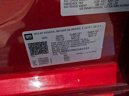 Used 2022 GMC Sierra 1500 SLT w/ SLT Premium Plus Package AWD/4WD image 27